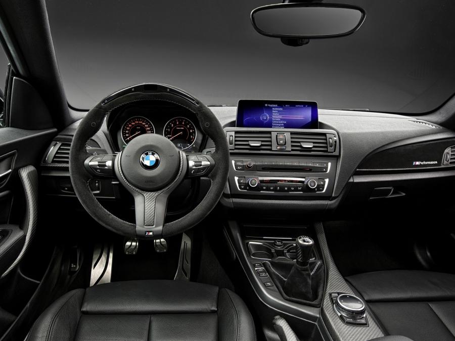  BMW M235i Coupe M Performance Accessories 2014 года  (фото 7 из 11)
